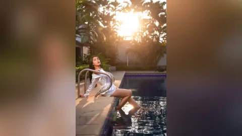 ZoeHardman — In the pool