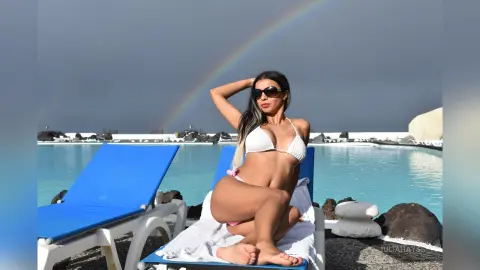JuliaHayss — i m in spain - holiday