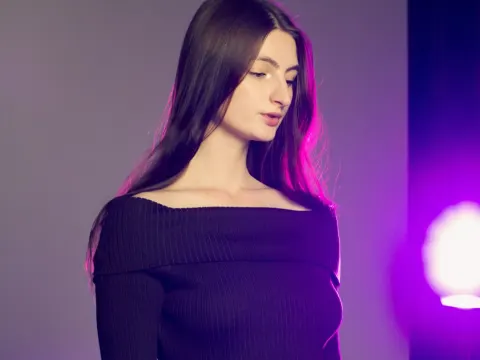 DaniaHollf — LiveJasmin cam model