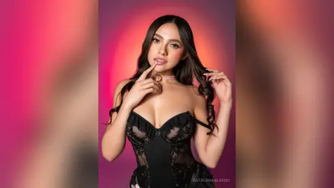 CatalinaDalessio — Dress to thrill, live to tease🥵