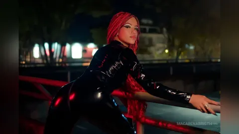 MacarenaBrigth — Latex6