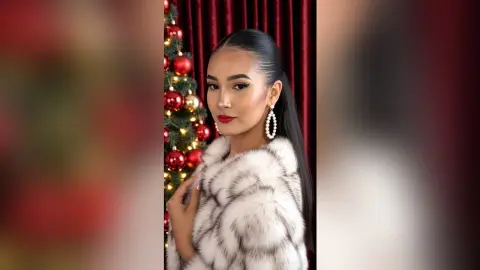 AlisonColemans — Merry Christmas 💋🥰