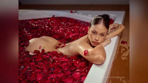 ScarletThompsone — Sexy Latina