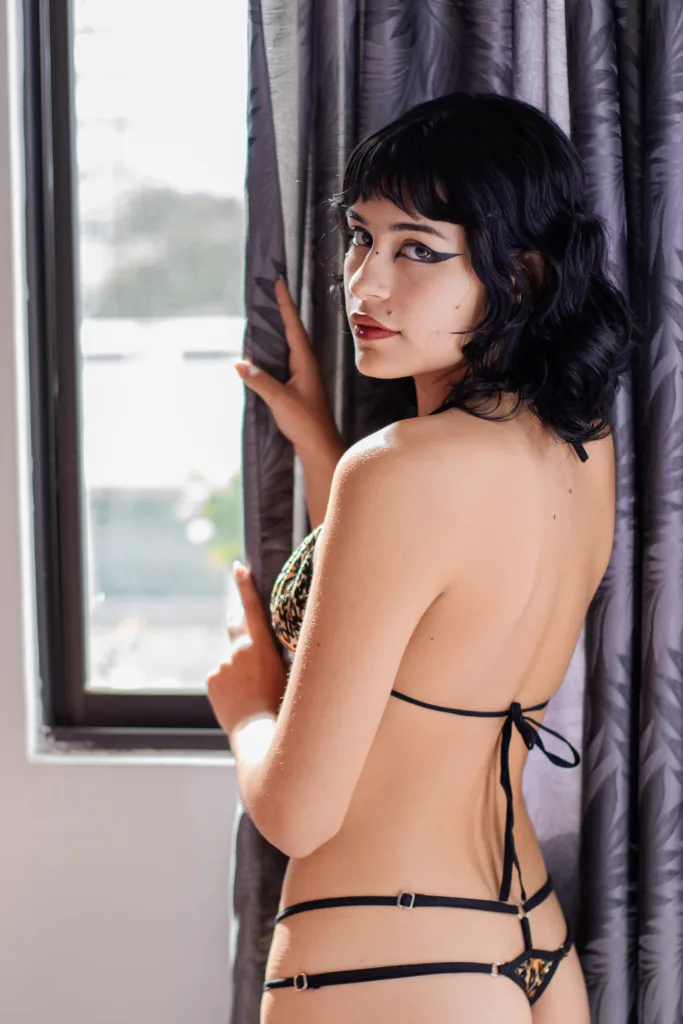 Raven3333 — Streamate Photos