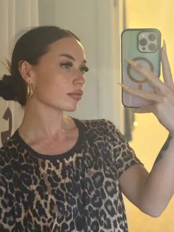 GoddessAmouraUK — Streamate Photos