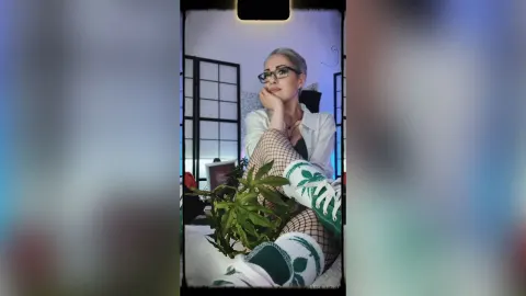 LeslieEden — [HAPPY 420]