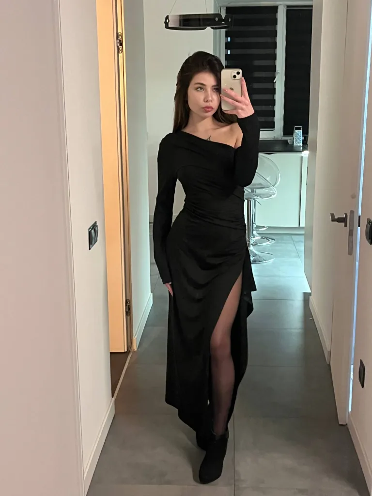 ShinaReed — Streamate Photos