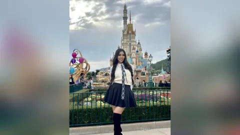 Naztashacruz — hongkong Disneyland