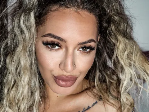 EvaBonnie cam model