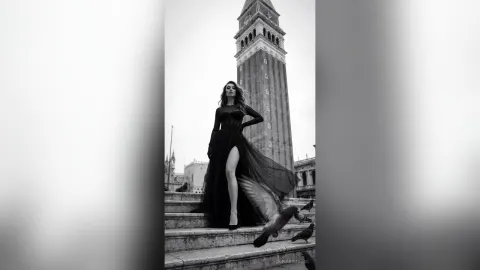 SofiaBimboss — Black and white