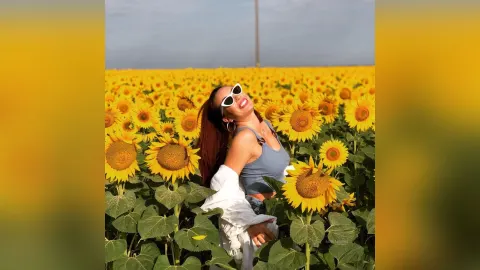 MariaDion — Tanned%20body