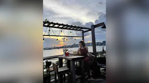 EsmeraldaMali — Sunset in Red