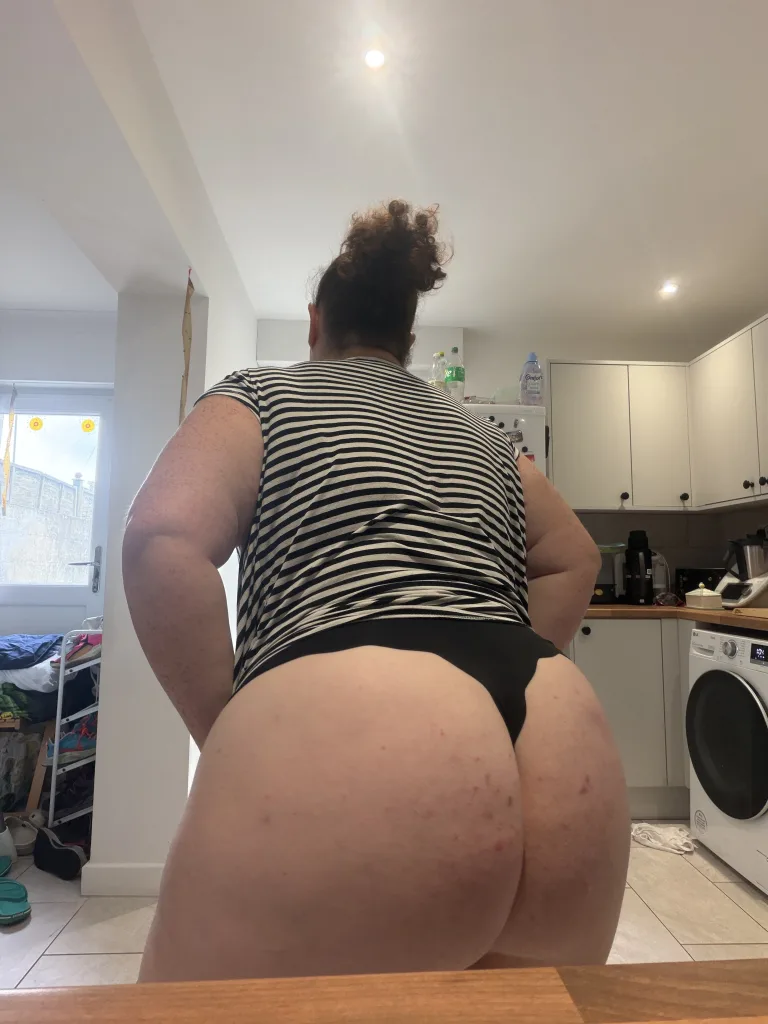 MissCurvyCx — Streamate Photos