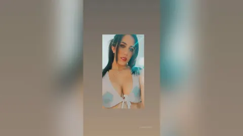 LaurenceRose — Selfies Time