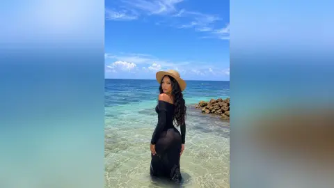 LorraineJhonsson — Let's enjoy the summer 
