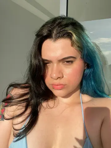 SophiaCyrus101 — Streamate Photos