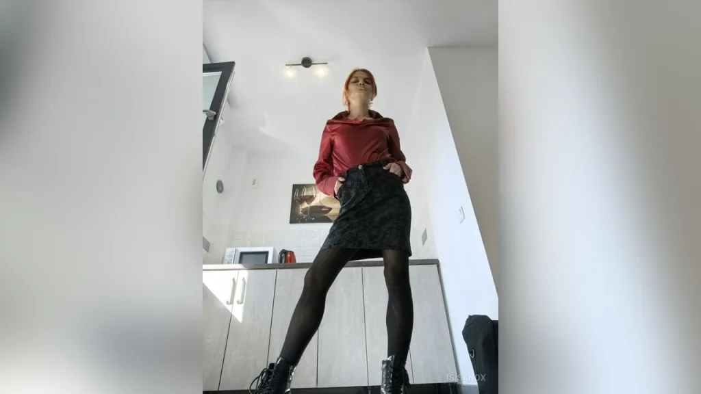 IsisKnox — Nylons