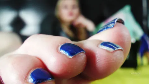 CelineGuerrin — FOOT FETISH 