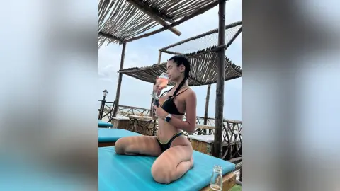 SofyTaylor — Sun,sea and a good champagne