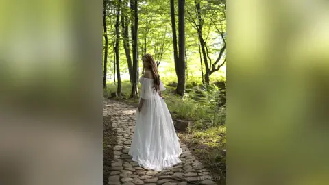 KylieVelvet — The White Dress Diaries 📸