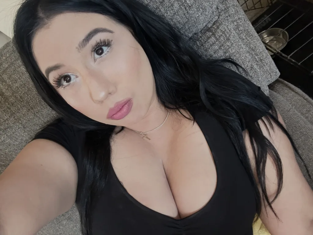 SpicyLilMami — Streamate Photos