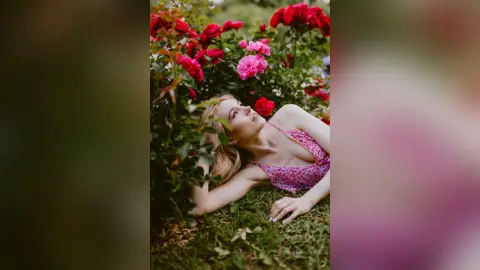 VeronikaMitchel — Photosession in a blooming garden🌺
