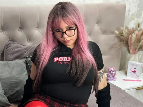 MilanaWonders — LiveJasmin cam model