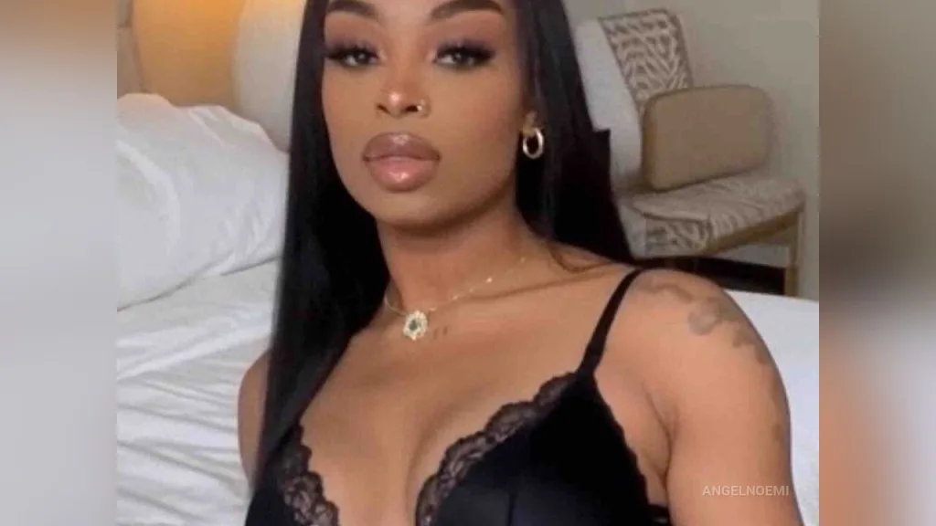 AngelNoemi — -XOXO