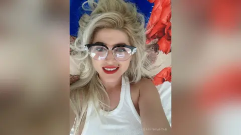 ElizabethRaegan — 😇