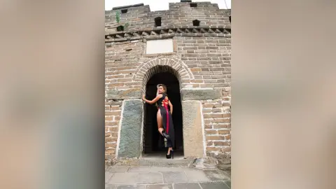 GabyPastori — chinese wall