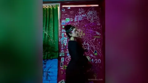 SaskiaVellour — Urban girl