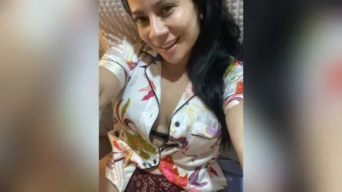 VictoriaBianch — Kiss me