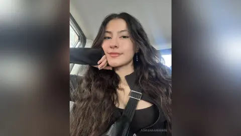AdrianaAndrade — face card