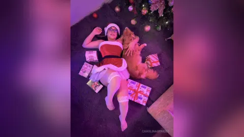 CarolinaGomees — Merry 