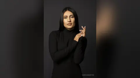 VanesaMartini — Noir🐈‍⬛