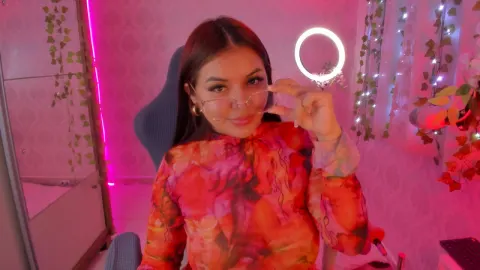 ZaylisseOfficial18 — Streamate Photos