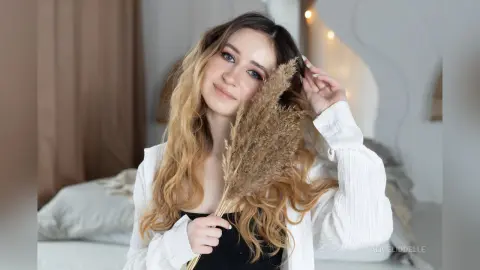 AliceLiddelle — ♥