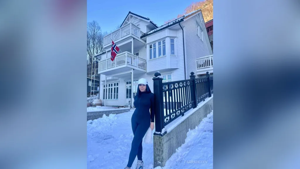 FarrahCeev