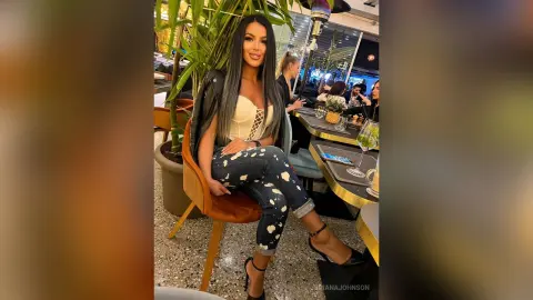 BrianaJohnson — Selfie