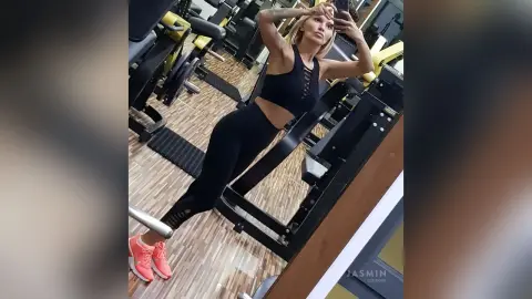 Lexi — i'll clap when i'm impressed