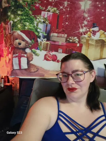 ZoeNextDoorx — Streamate Photos