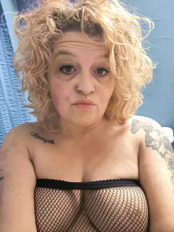 Hotstepmom222 — Streamate Photos