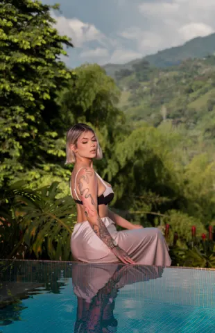 EviilAngel — Streamate Photos