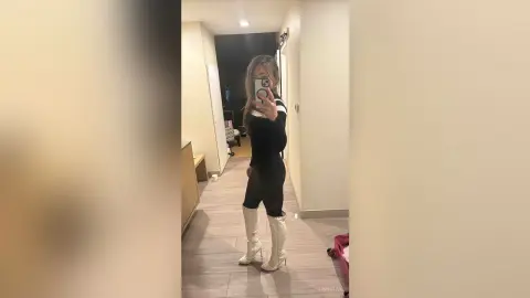 Lexietay — Looking cute