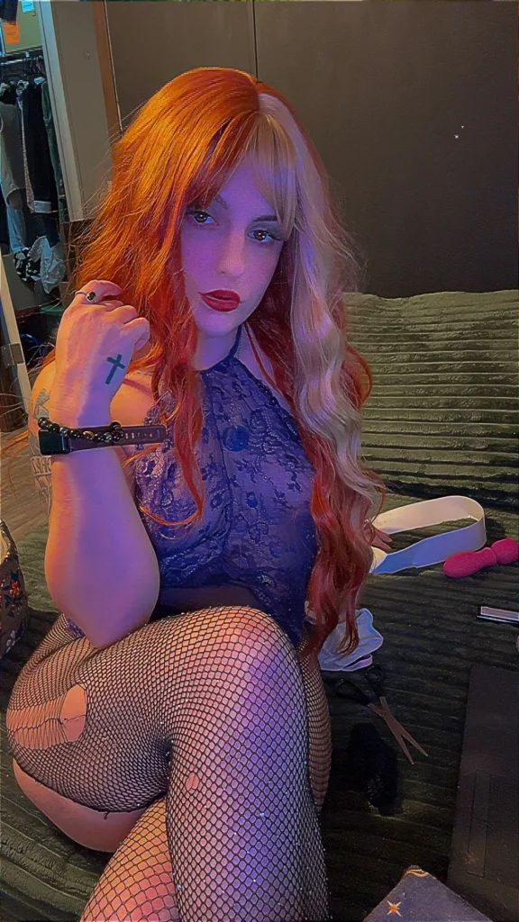 Aliceyourwonderlandof β Streamate Photos