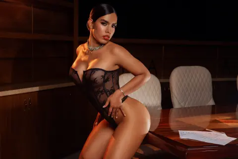 AdrianaFord — Streamate Photos