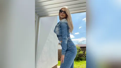 Ella — Sexy Elly