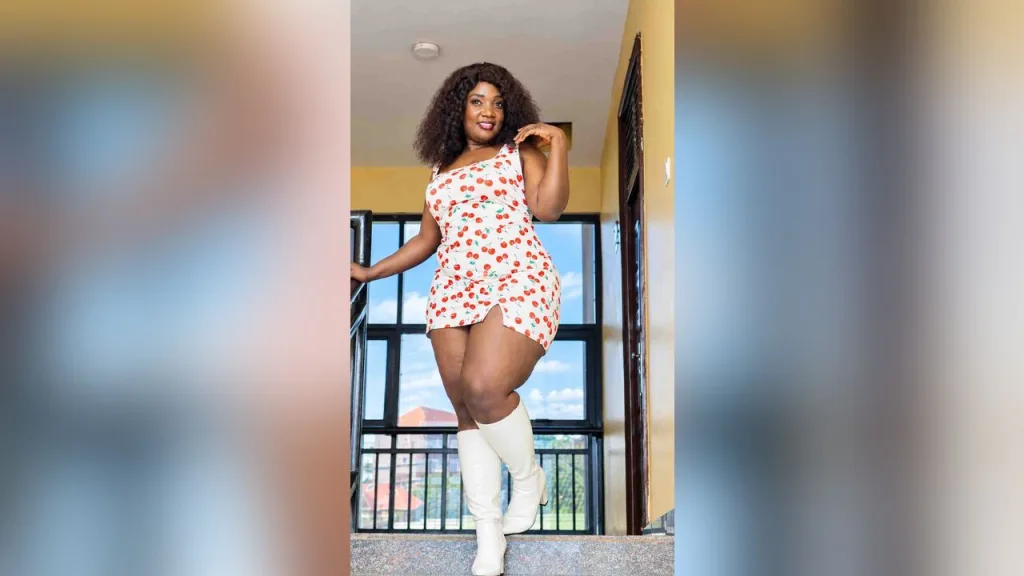 TaraEvens — short dress