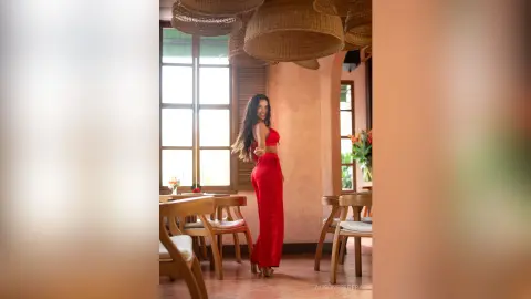 Alison — Dancing with our hands tied