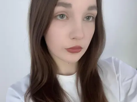 JulieShuliack cam model